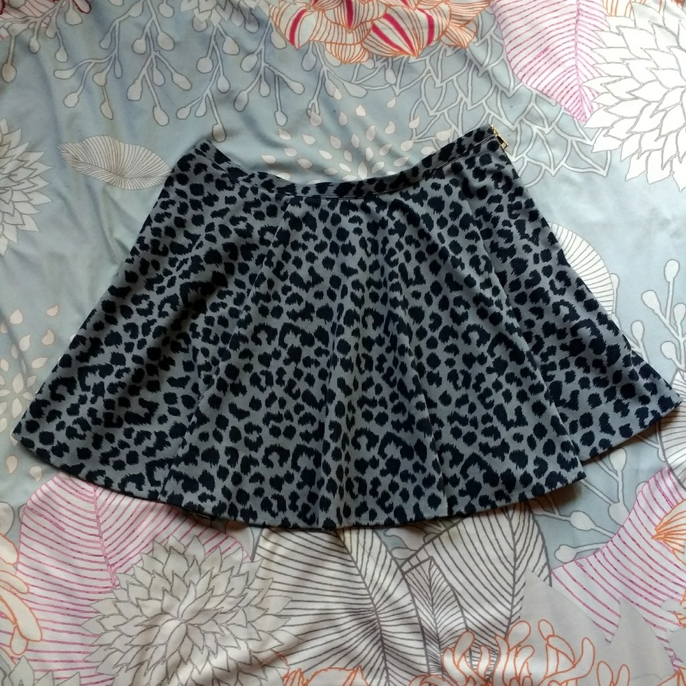 Victoria's Secret Leopard Print Skirt size 12